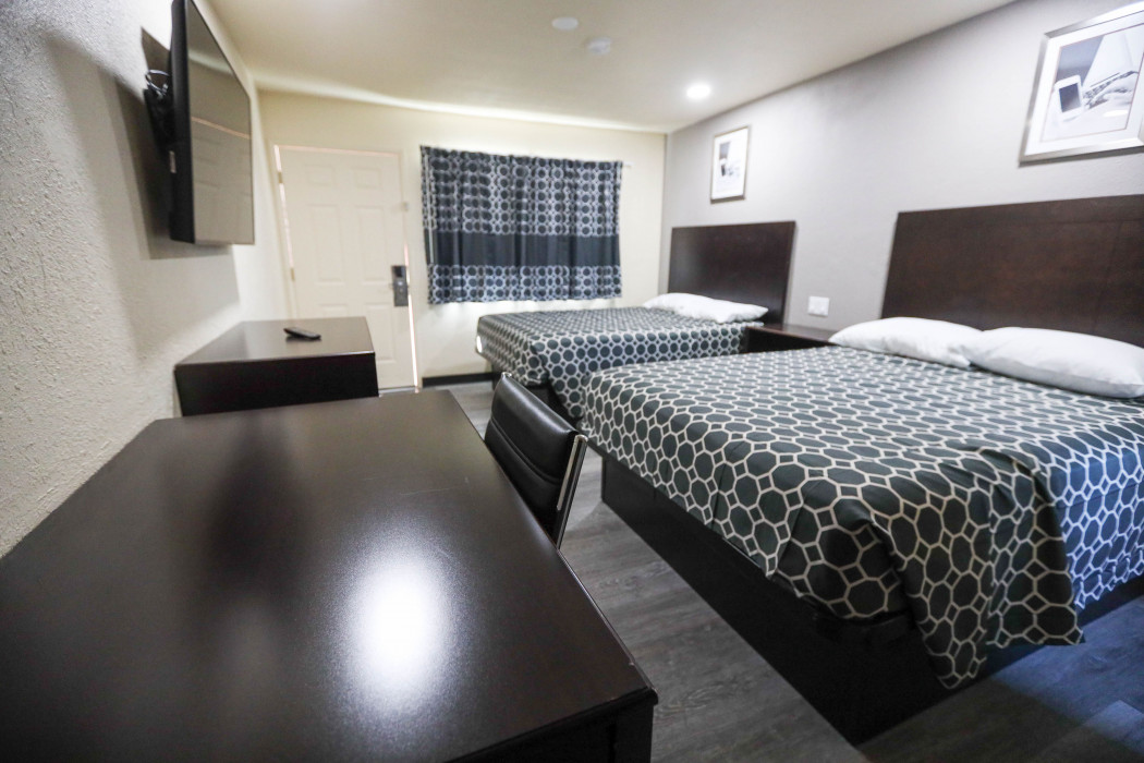 Two Double Beds - Non Smoking