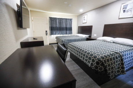 Two Double Beds - Non Smoking